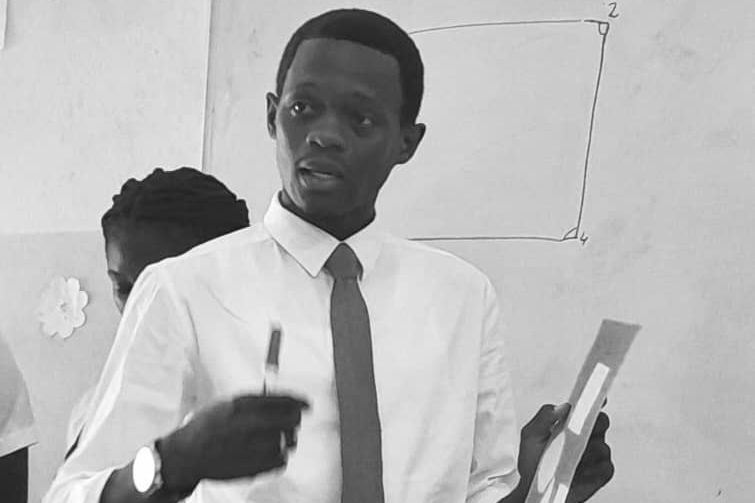 O Negócio do Ensino Superior na Guiné-Bissau: Educação ou Lucro?