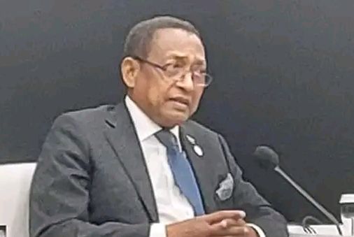 Estudantes retidos: Governo diz  que não tem como intervir diretamente