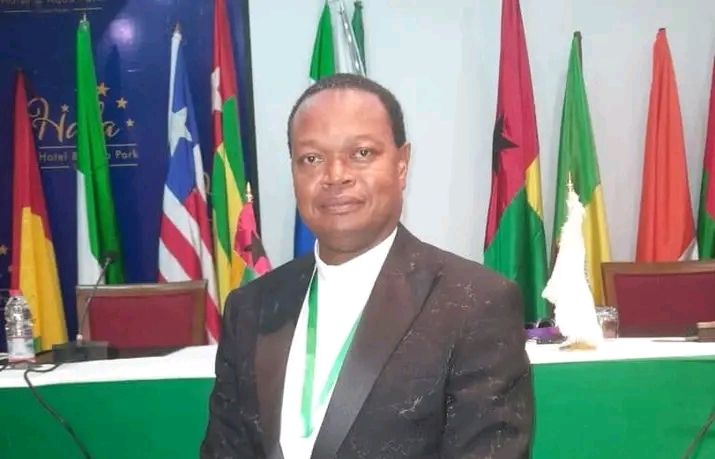 Padre alerta para os riscos de radicalismo Violento