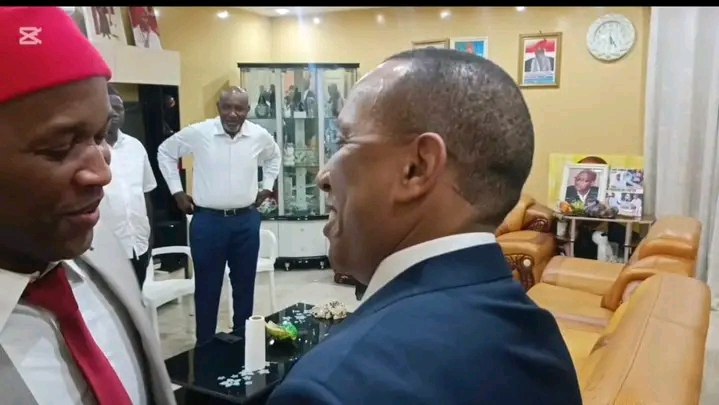 UA medeia crise na Guiné-Bissau, enviado reúne atores políticos