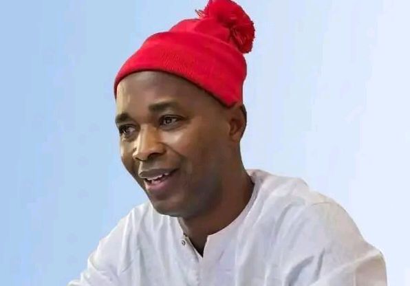 Forças de segurança abandonam casa de Dias